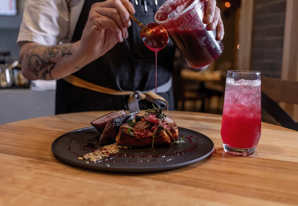 topping duck with sauce