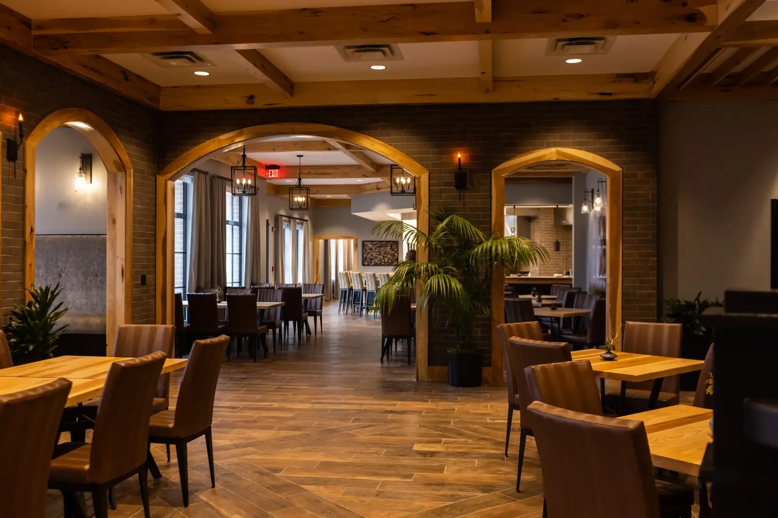 Copy+of+Hickory+dining+room+1