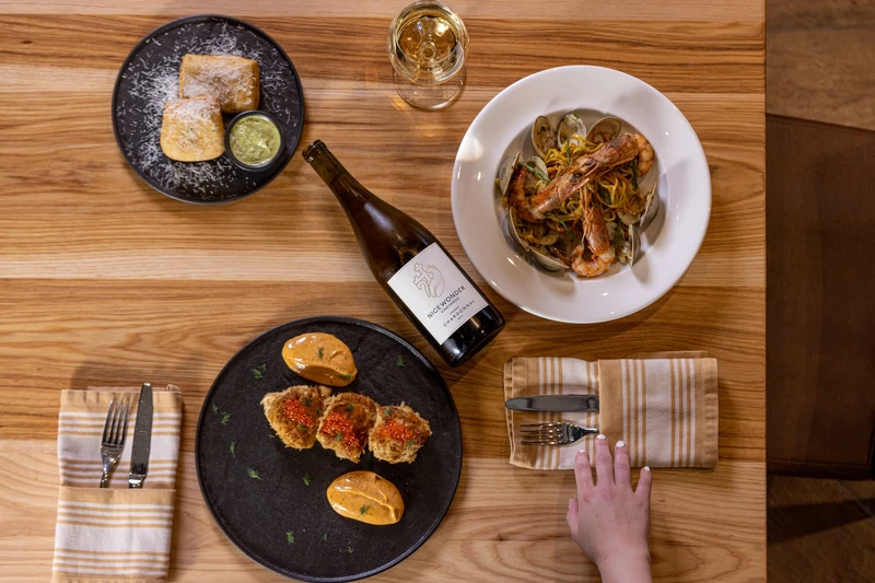 best places to eat in bristol va